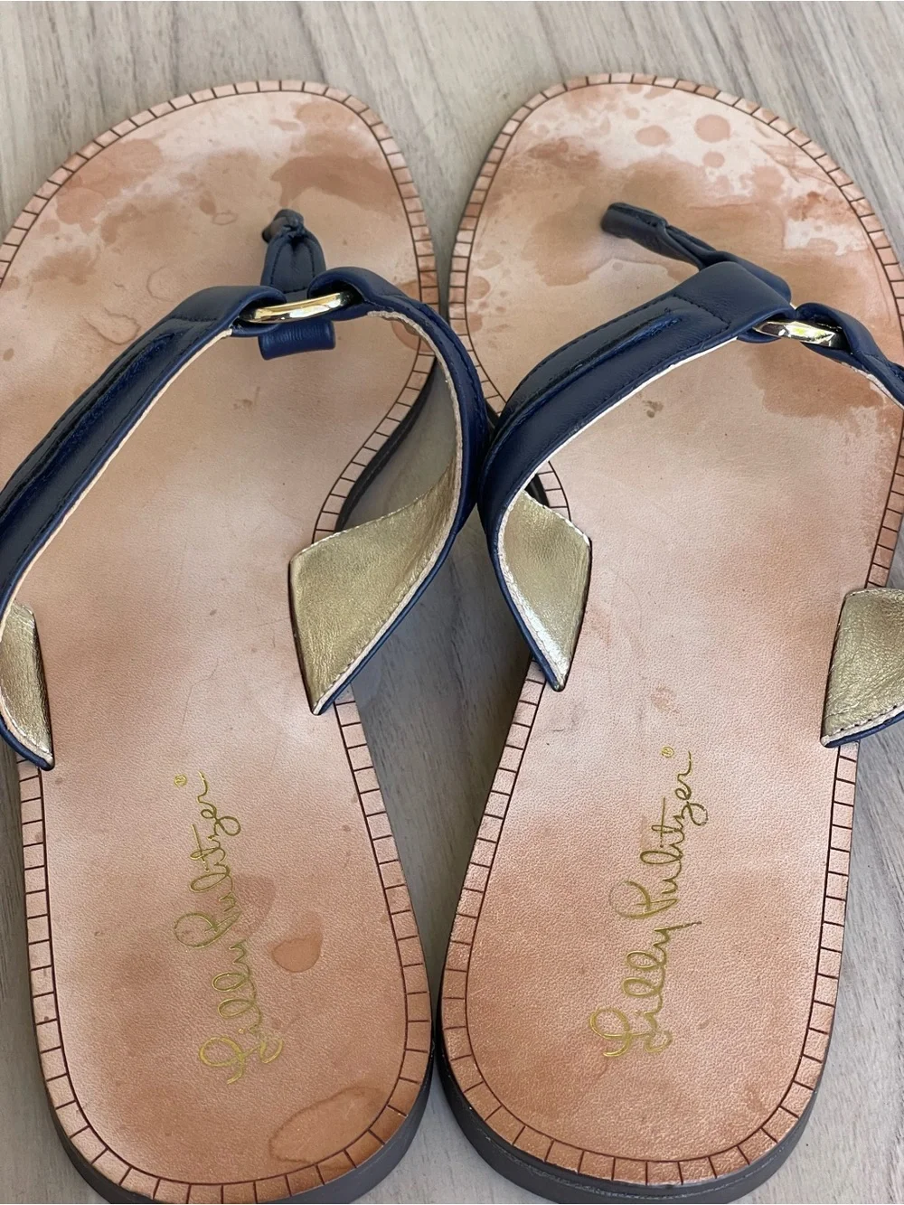 Lilly Pulitzer Navy and Gold Leather Thong Sandals